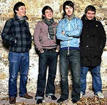 ARCTIC MONKEYS анонсировали четвертый альбом