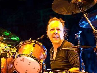 METALLICA напишут новые песни в 2011 году