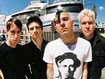 Anti-Flag записали кавер-версию панк-молебна Pussy Riot