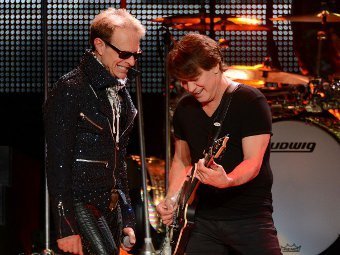 Van Halen отложили гастроли из-за болезни гитариста
