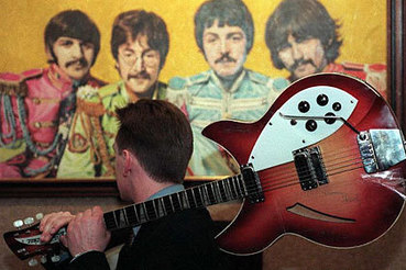 The Beatles отдали свои песни в фильм о своем секретаре