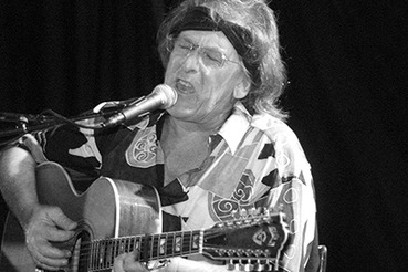 Умер основатель группы Jefferson Airplane