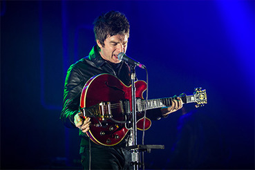 Создатели документалки об Oasis исключат сцены «чудовищной наркомании»