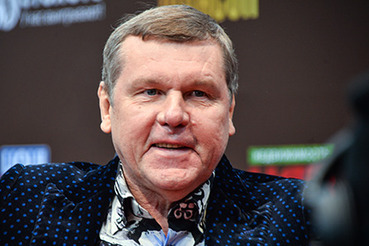 Шансонье Александра Новикова обвинили в мошенничестве на 36 миллионов рублей
