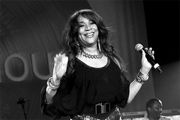 Умерла участница группы Sister Sledge