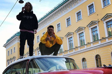 Шнуров и Слепаков порассуждали о способности рэпера Pharaoh «трахать сук»