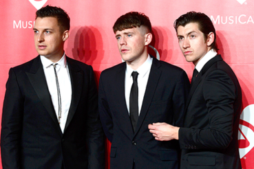 Arctic Monkeys и Ник Кейв выступят на фестивале Primavera