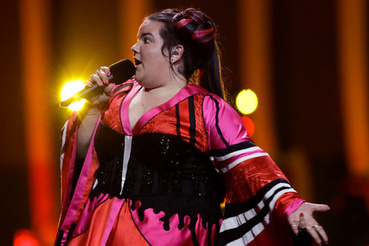 Переводчик назвал победительницу «Евровидения» коровой и подставил Нетаньяху